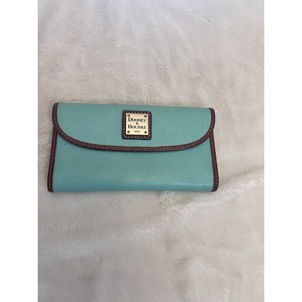 Dooney & Bourke Pebble Grain Continental Clutch Wallet Spearmint Color